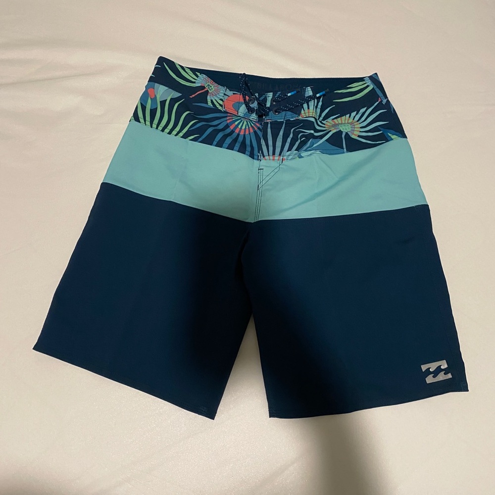 billabong tribong boardshort trunk 28